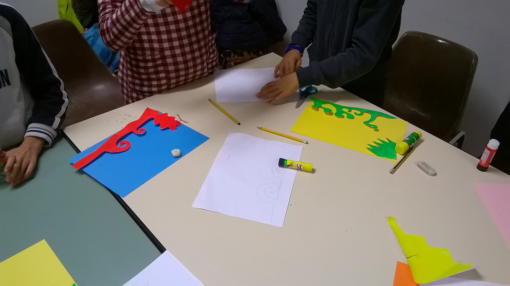 NE FAREMO DI TUTTI I COLORI! I laboratori creativi presentano le loro attività