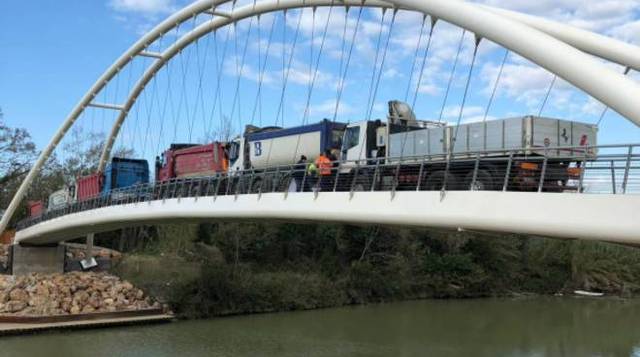 Prove di carico sul ponte in via Torre sul canale "Rio Serraglio"  rinvio date