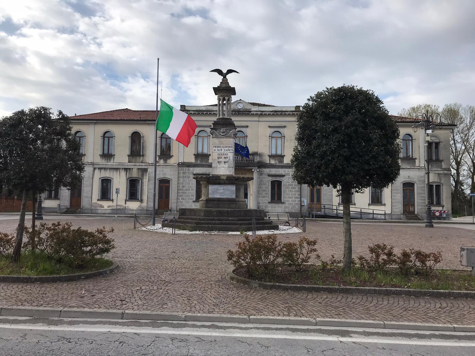 Esposizione bandiere a mezz'asta per vittime Covid-19  il 31.03.2020