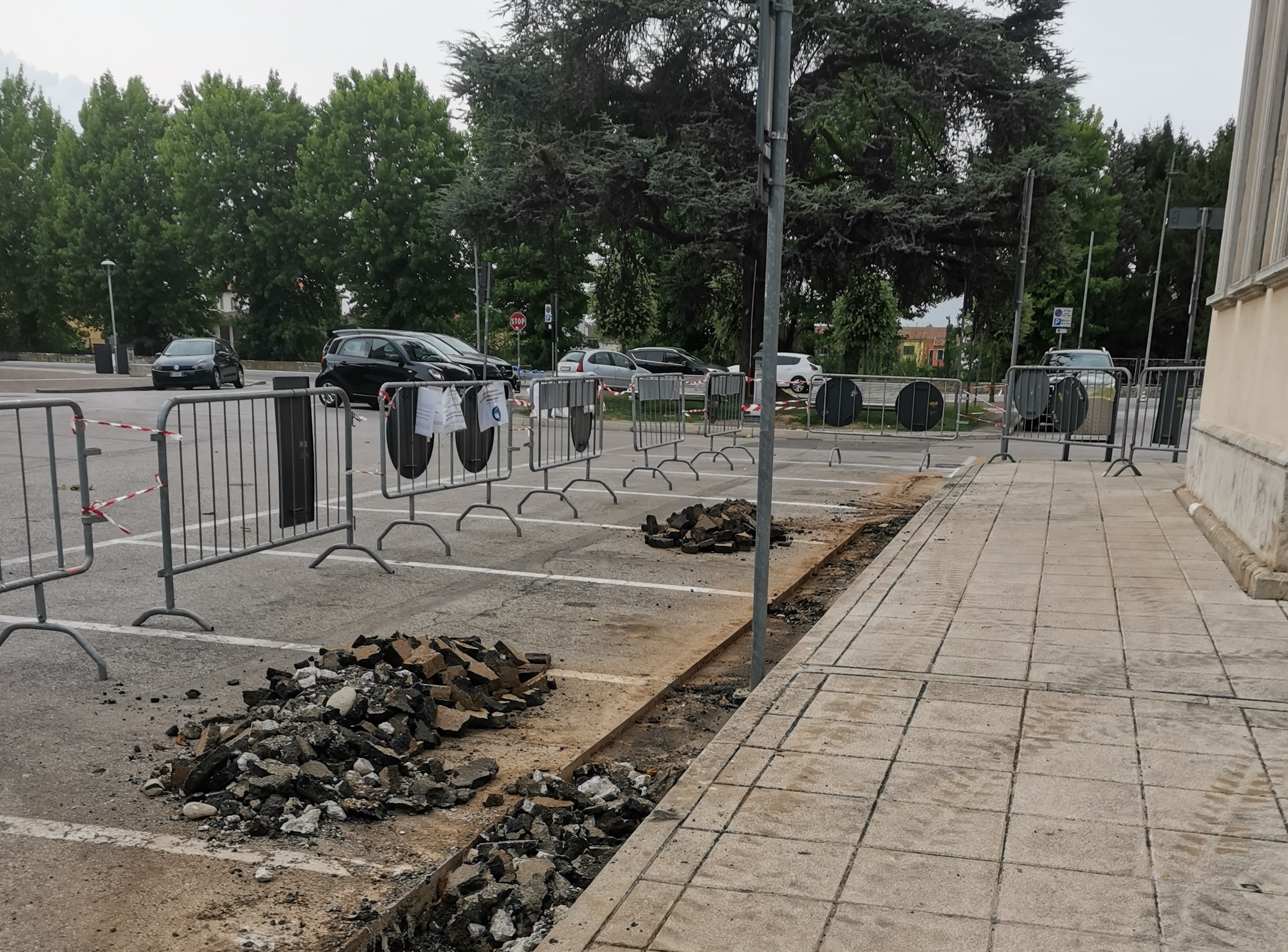 Avviso di variazione temporanea della viabilità in Piazza G. Marconi per lavori